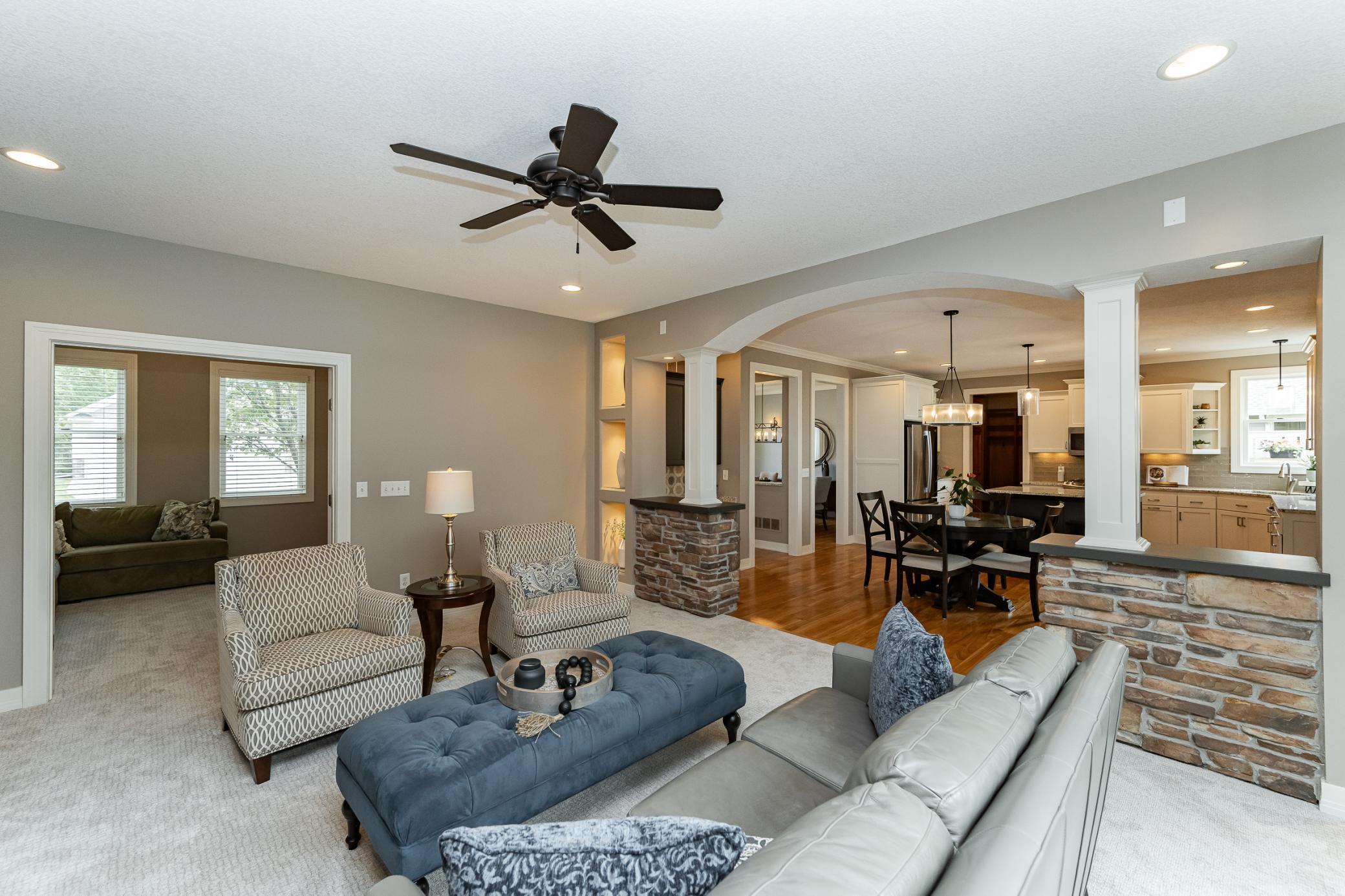 Rochester, Minnesota, 55902, United States, 6 Bedrooms Bedrooms, ,4 BathroomsBathrooms,Residential,Active,1888994