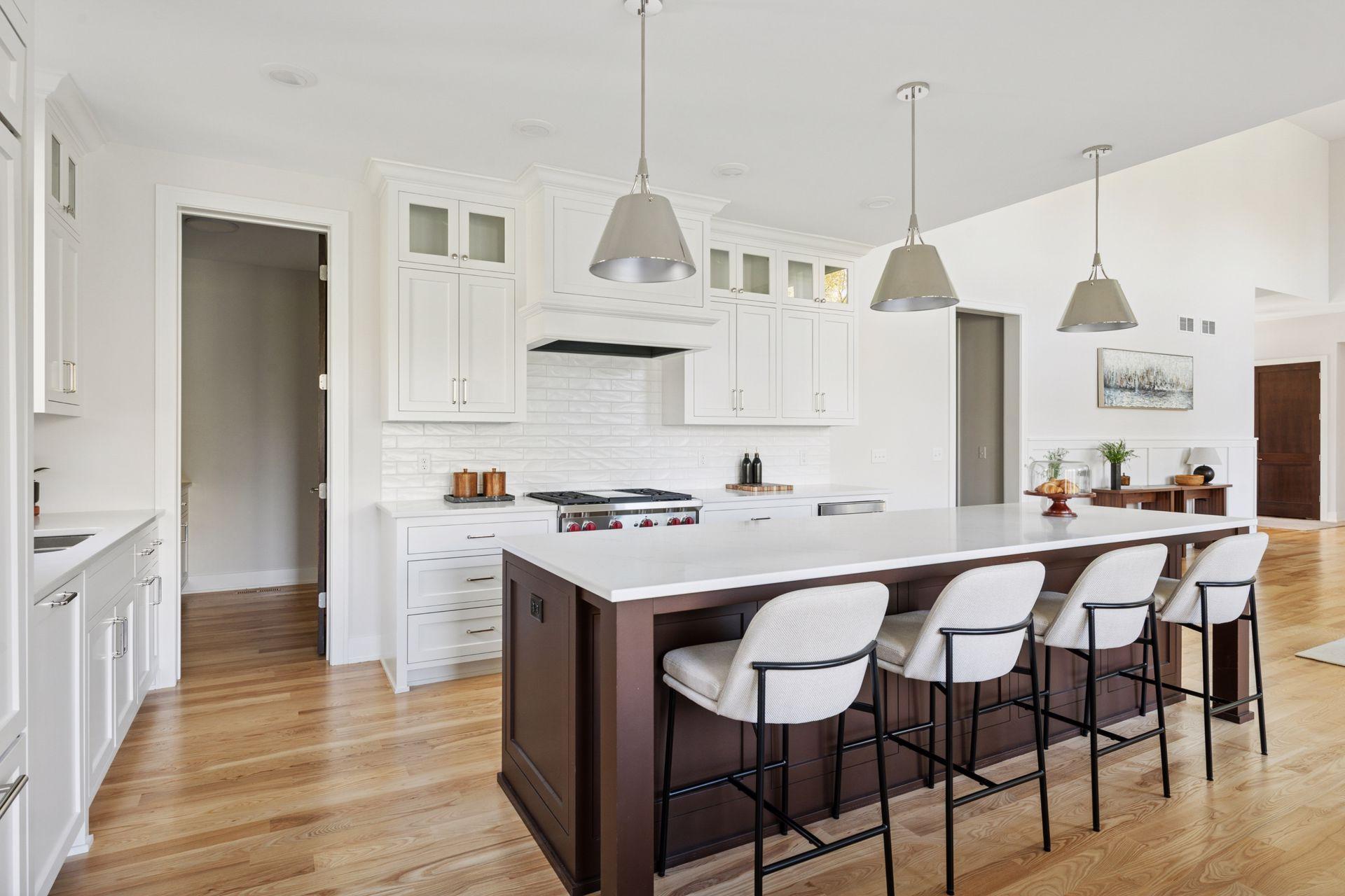 Saint Paul, Minnesota, 55118, United States, 4 Bedrooms Bedrooms, ,4 BathroomsBathrooms,Residential,Active,1973547