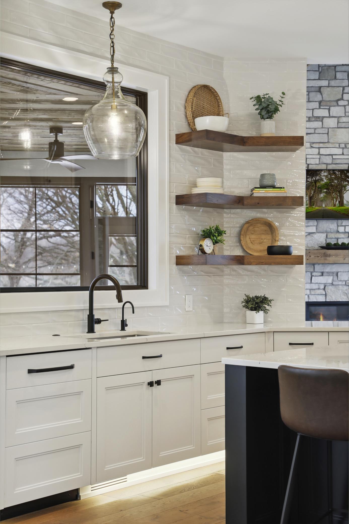 Eagan, Minnesota, 55123, United States, 5 Bedrooms Bedrooms, ,6 BathroomsBathrooms,Residential,Active,1944081