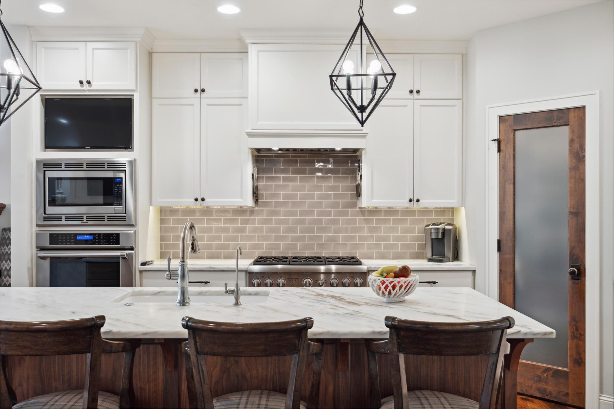 Wayzata, Minnesota, 55391, United States, 3 Bedrooms Bedrooms, ,4 BathroomsBathrooms,Residential,Active,1764465