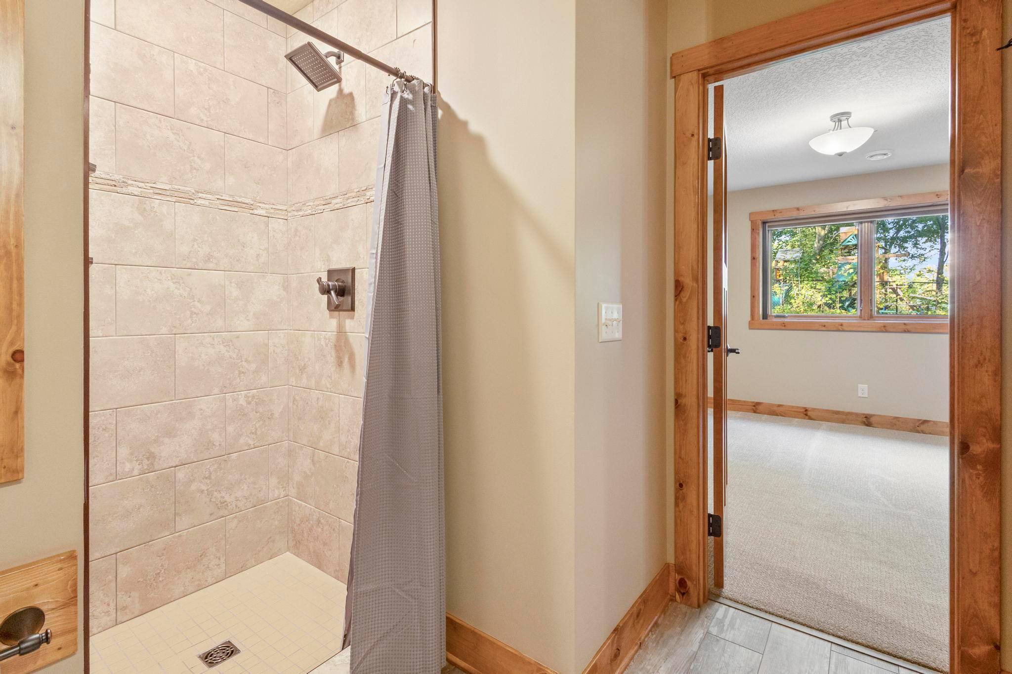 Excelsior, Minnesota, 55331, United States, 4 Bedrooms Bedrooms, ,4 BathroomsBathrooms,Residential,Active,1959542