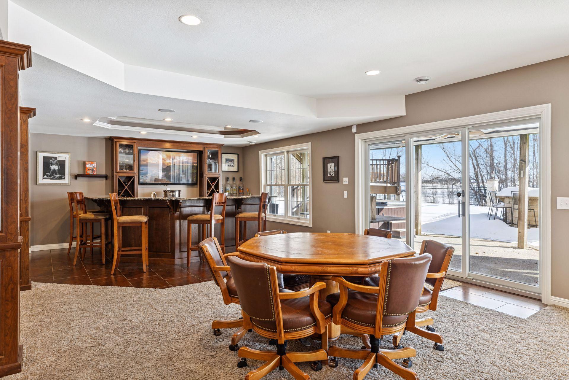 West Saint Paul, Minnesota, 55118, United States, 5 Bedrooms Bedrooms, ,5 BathroomsBathrooms,Residential,Active,2013431