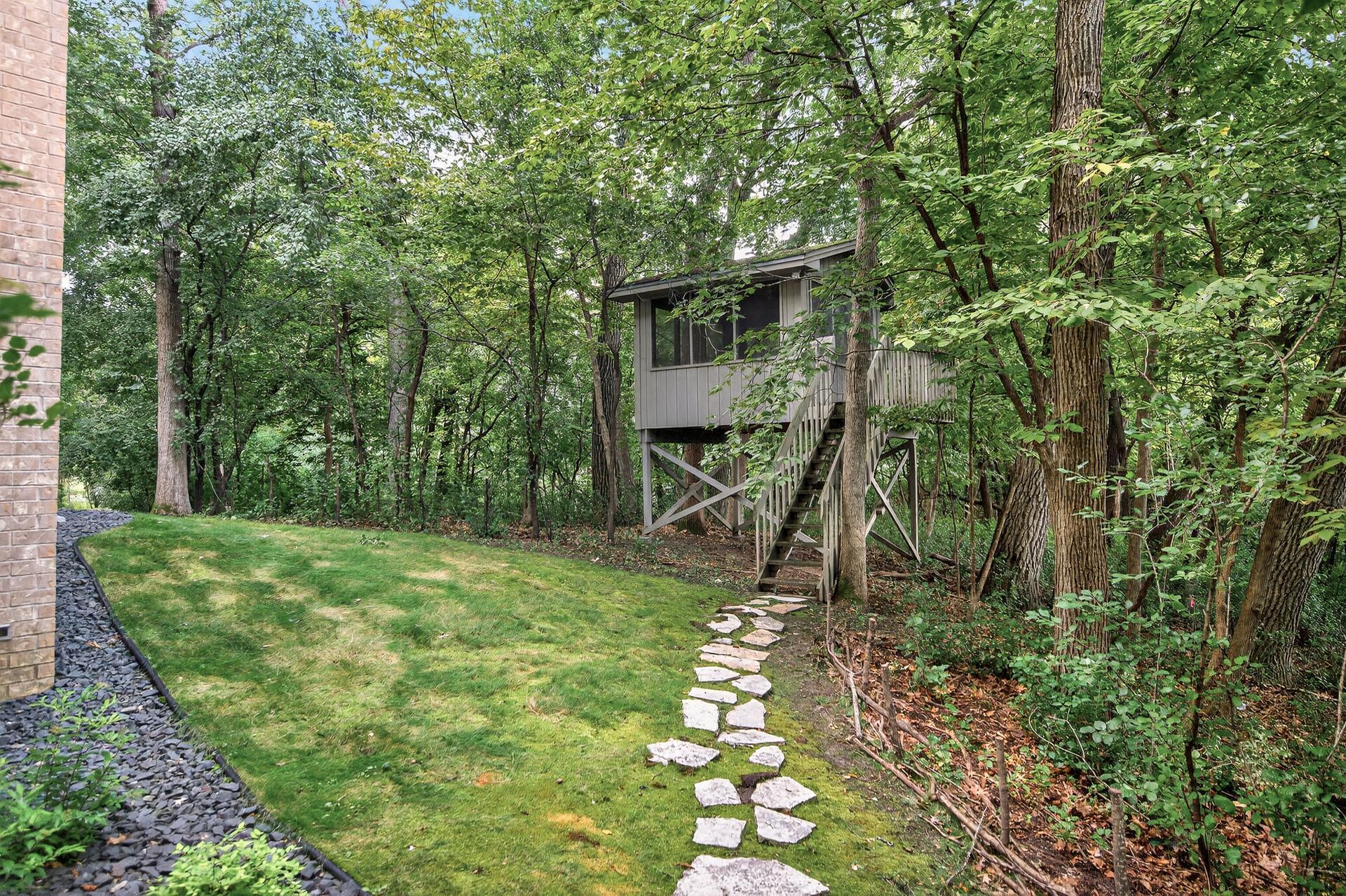 Hopkins, Minnesota, 55305, United States, 5 Bedrooms Bedrooms, ,4 BathroomsBathrooms,Residential,Active,1943778