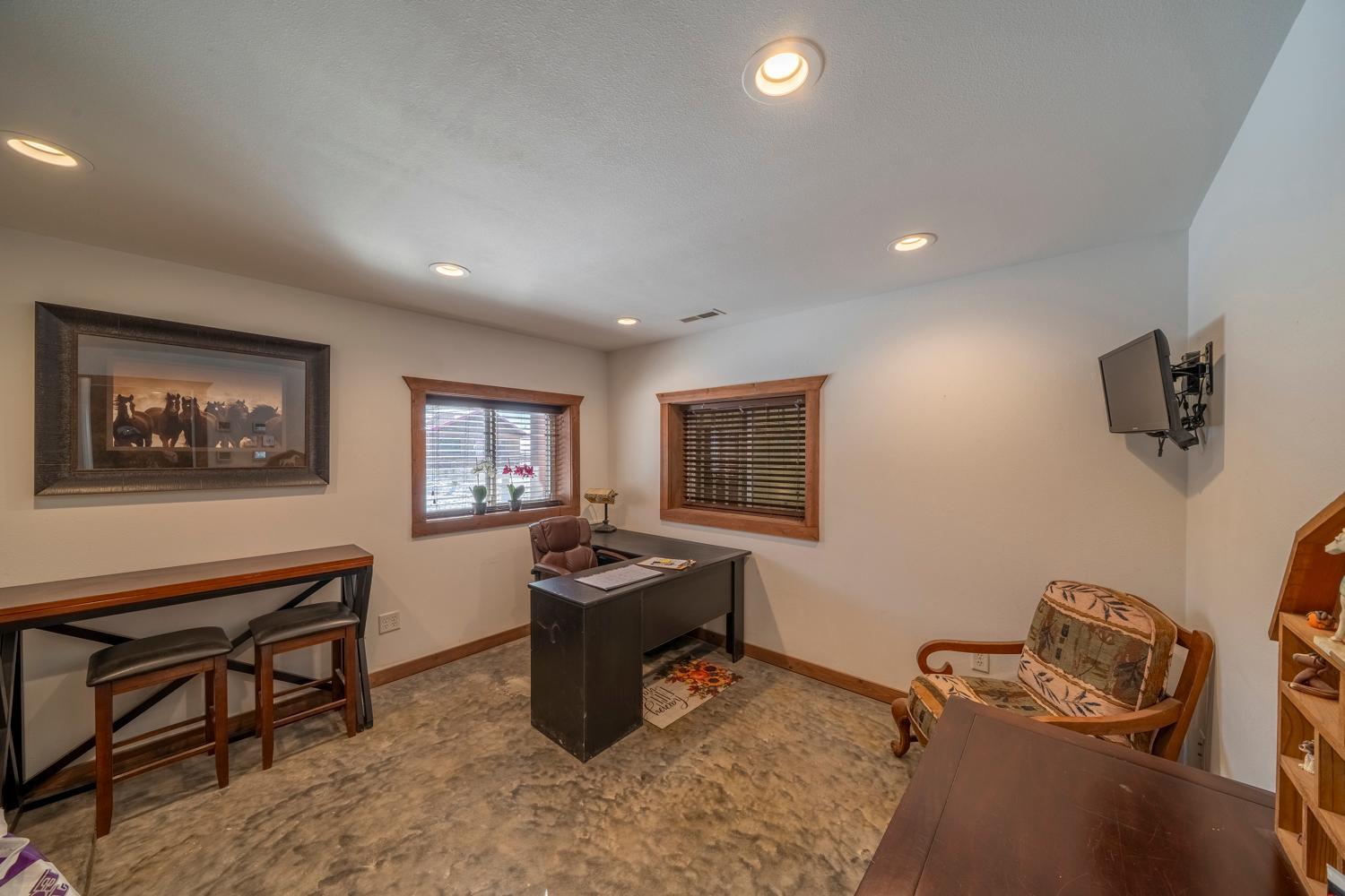 Detroit Lakes, Minnesota, 56501, United States, 3 Bedrooms Bedrooms, ,2 BathroomsBathrooms,Residential,Active,2017453