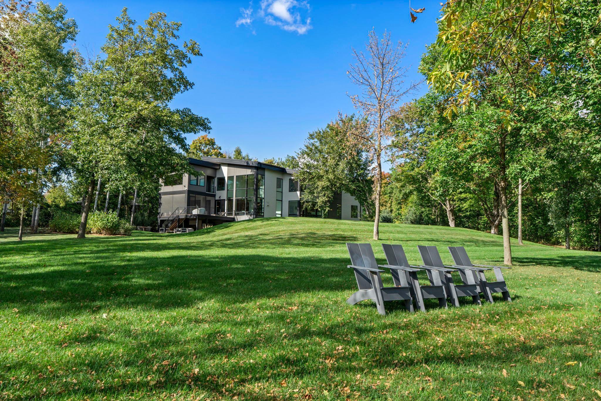 Shakopee, Minnesota, 55379, United States, 5 Bedrooms Bedrooms, ,5 BathroomsBathrooms,Residential,Active,1964254