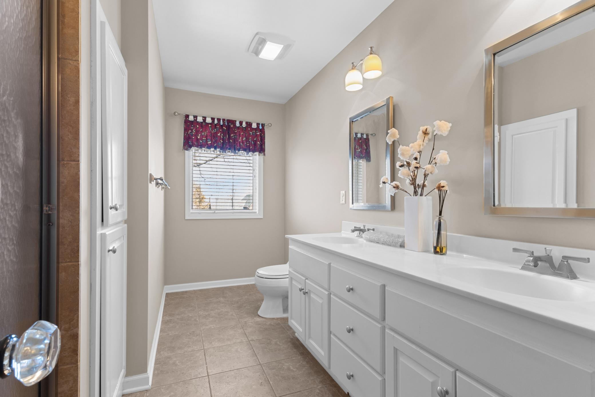 Wayzata, Minnesota, 55391, United States, 6 Bedrooms Bedrooms, ,5 BathroomsBathrooms,Residential,Active,1945262