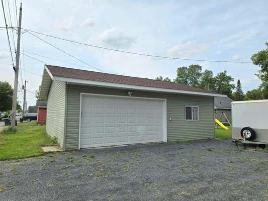 705 9TH ST, INTERNATIONAL FALLS, MN 56649, photo 4 of 20