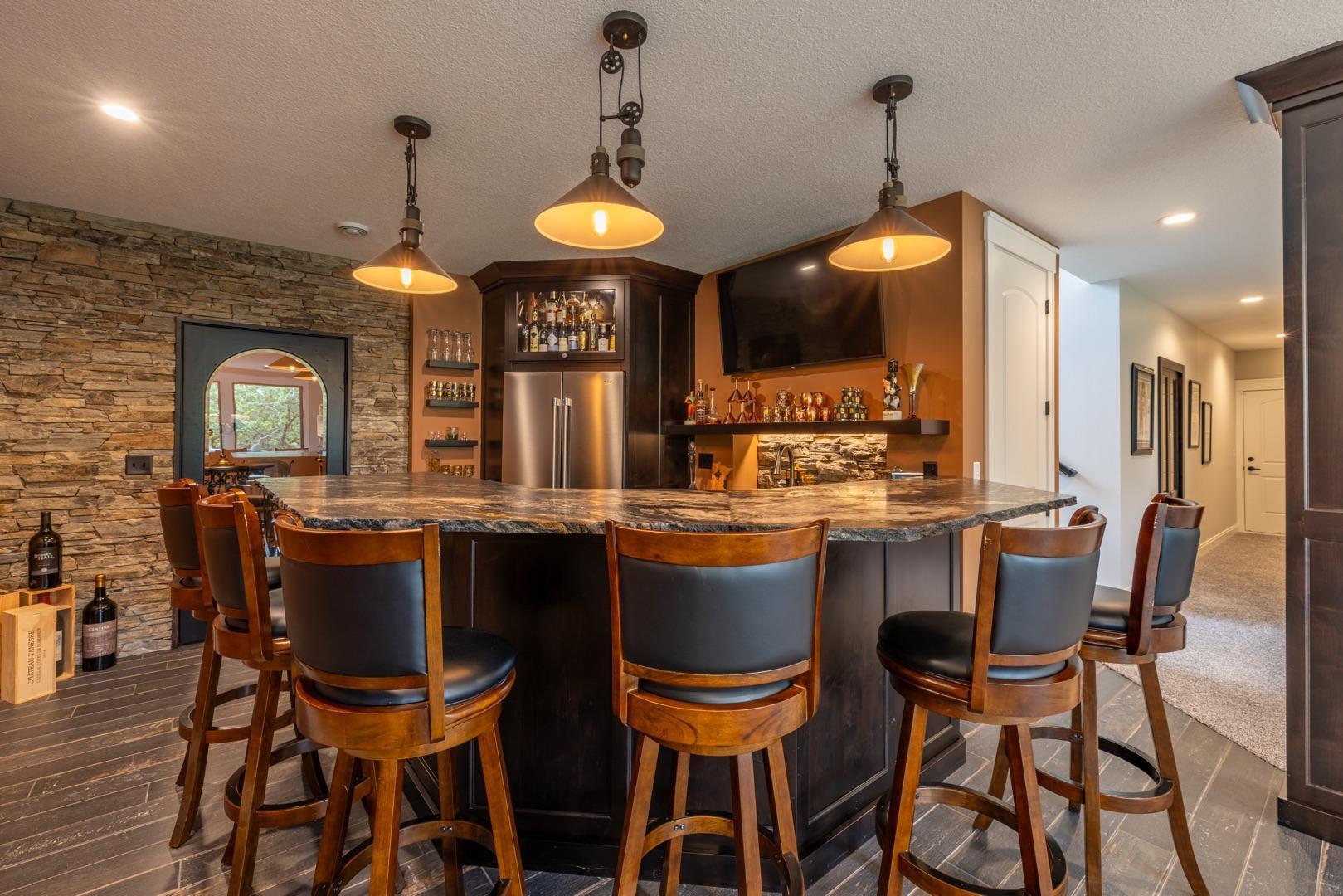 Rochester, Minnesota, 55902, United States, 4 Bedrooms Bedrooms, ,4 BathroomsBathrooms,Residential,Active,1853329