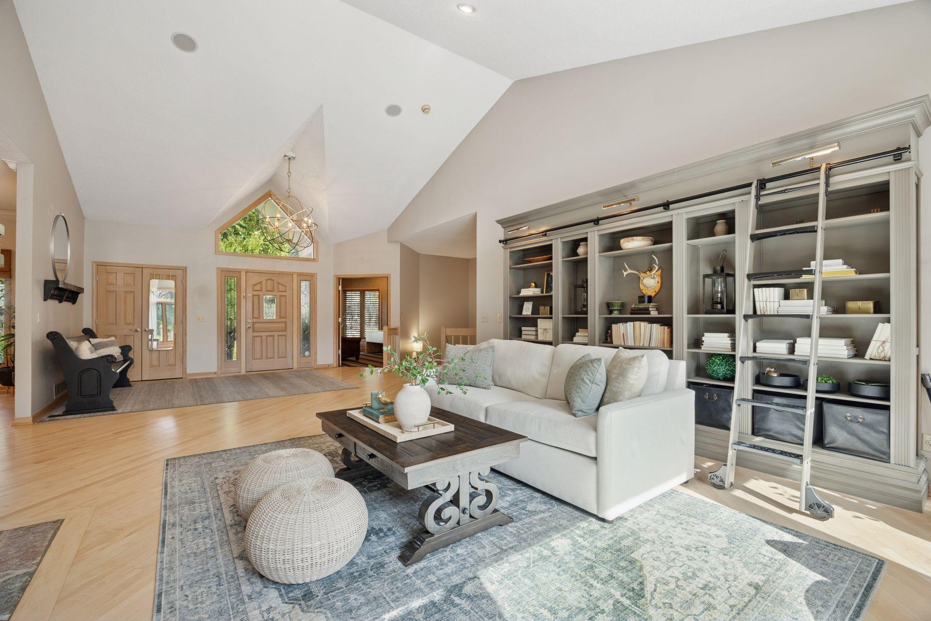 Eden Prairie, Minnesota, 55347, United States, 4 Bedrooms Bedrooms, ,5 BathroomsBathrooms,Residential,Active,1959538