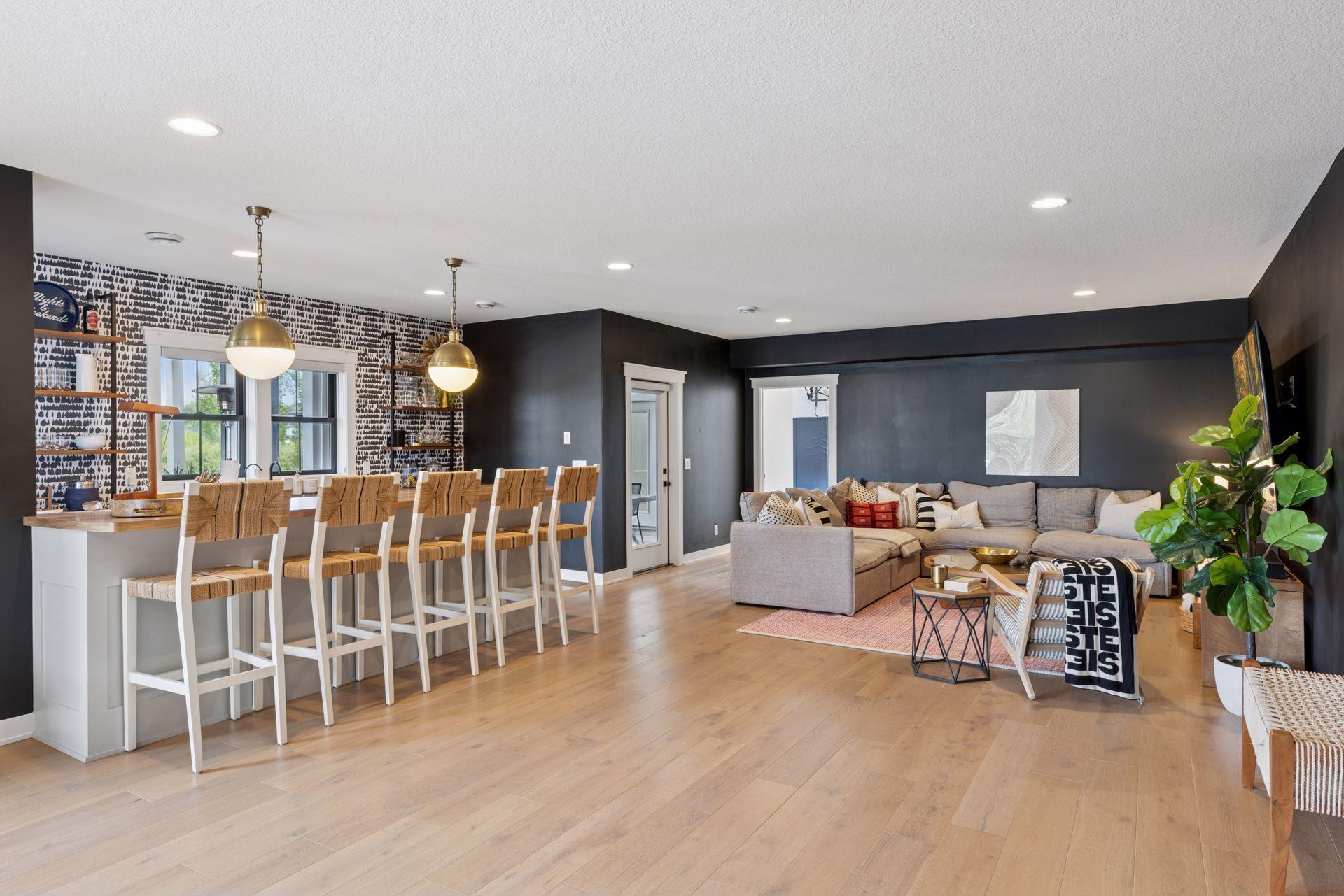 Woodbury, Minnesota, 55129, United States, 6 Bedrooms Bedrooms, ,6 BathroomsBathrooms,Residential,Active,1871286