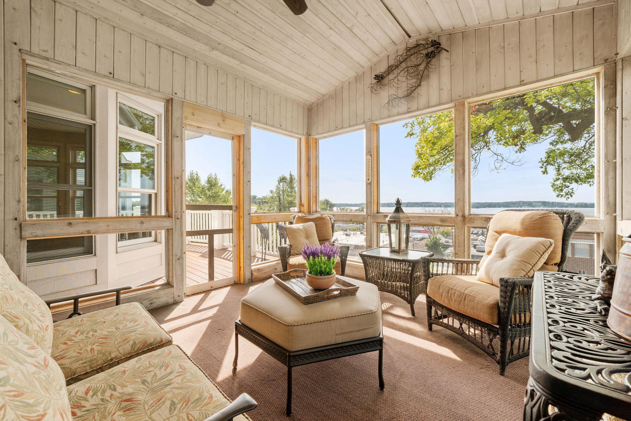 Wayzata, Minnesota, 55391, United States, 4 Bedrooms Bedrooms, ,3 BathroomsBathrooms,Residential,Active,1953718