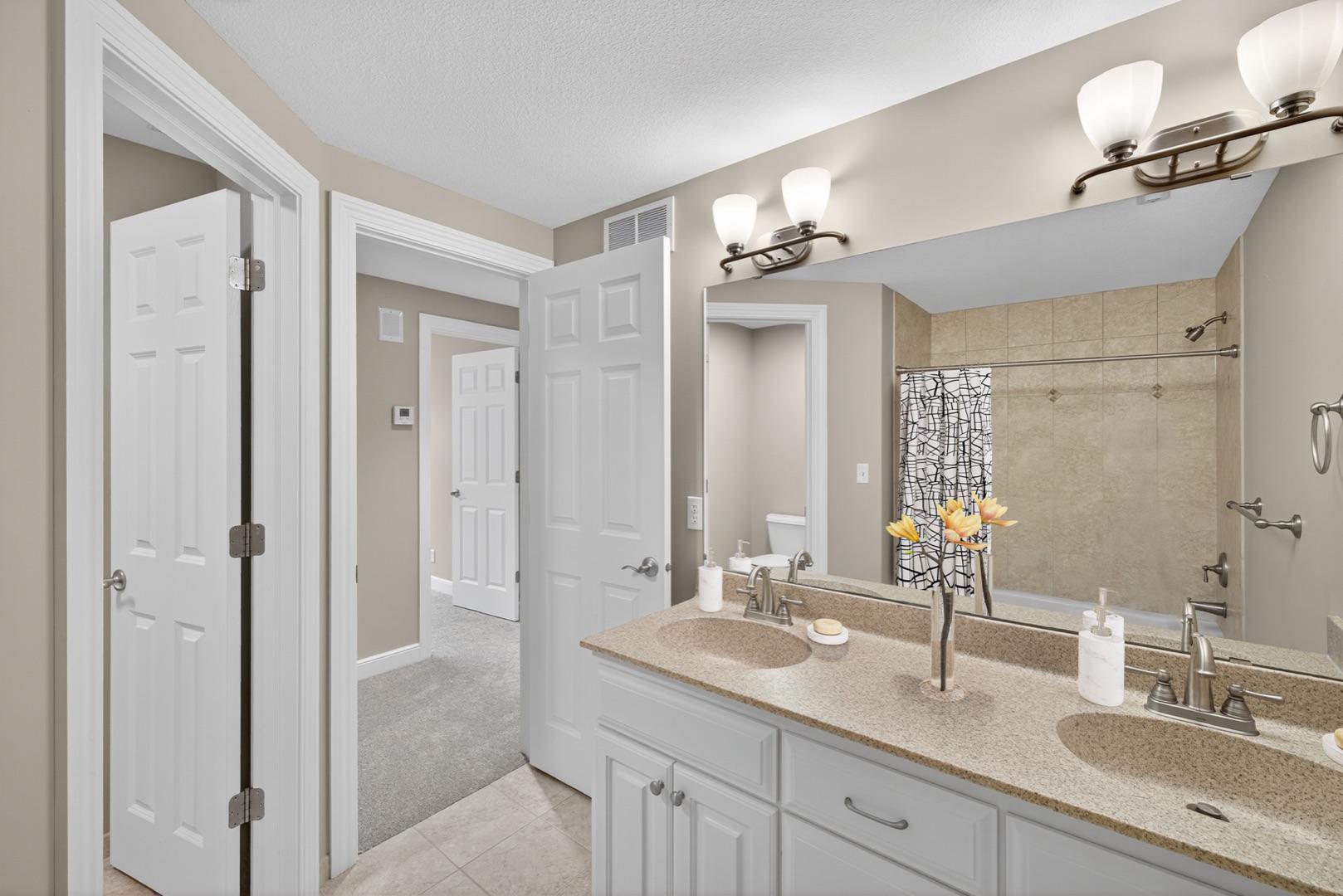 Rochester, Minnesota, 55902, United States, 6 Bedrooms Bedrooms, ,5 BathroomsBathrooms,Residential,Active,1995276