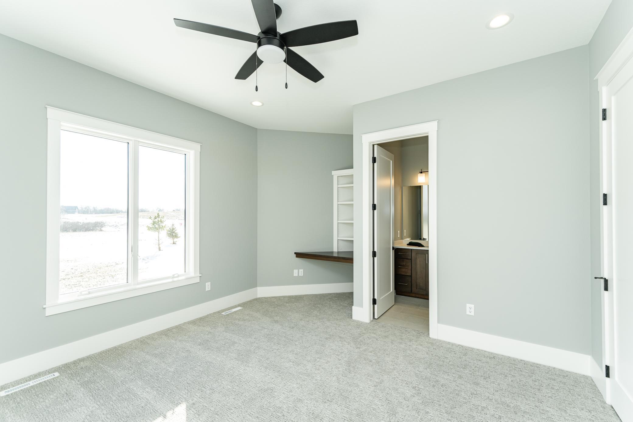 Rochester, Minnesota, 55902, United States, 5 Bedrooms Bedrooms, ,6 BathroomsBathrooms,Residential,Active,1892599