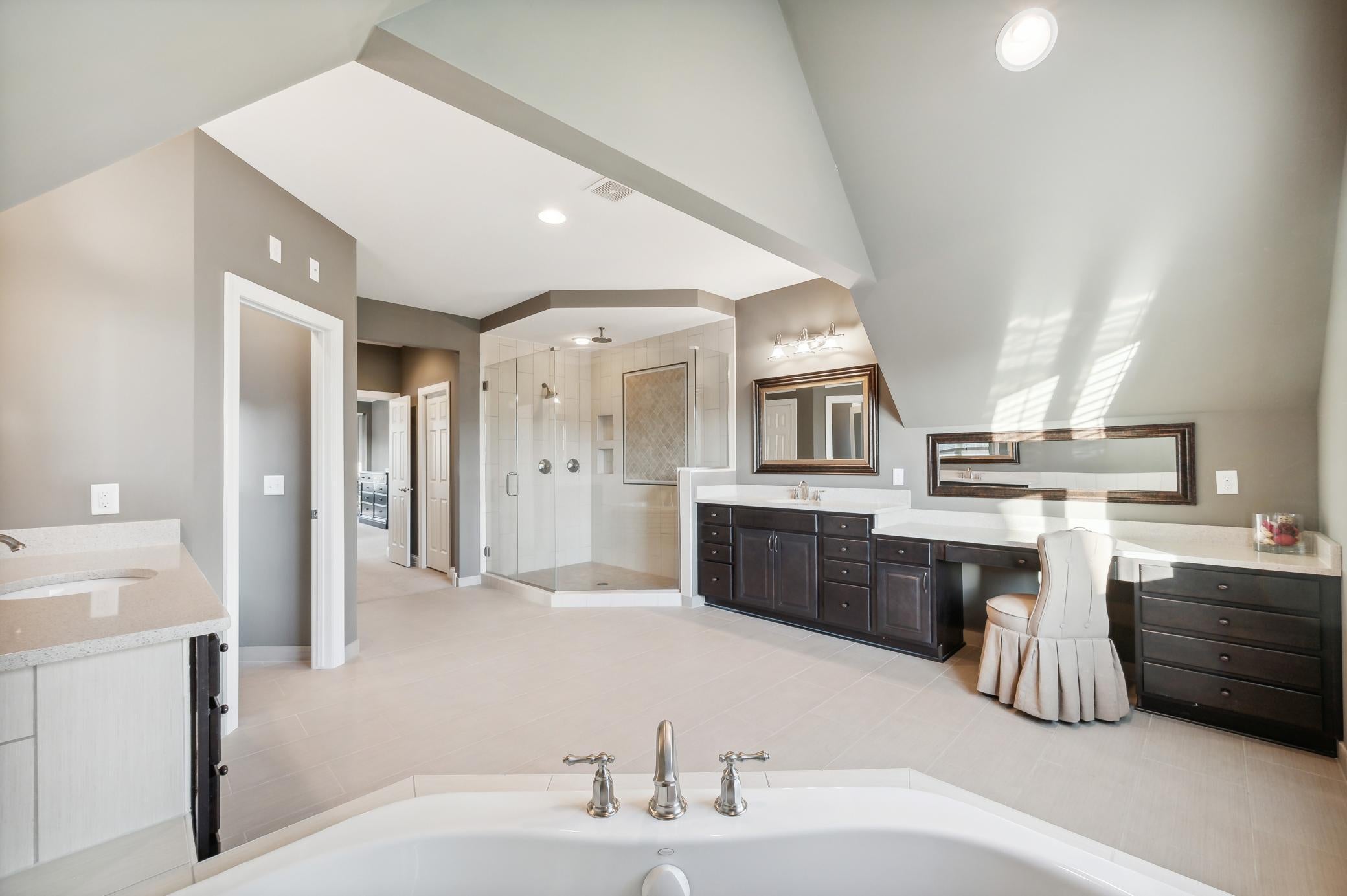 Eden Prairie, Minnesota, 55347, United States, 6 Bedrooms Bedrooms, ,7 BathroomsBathrooms,Residential,Active,1798012