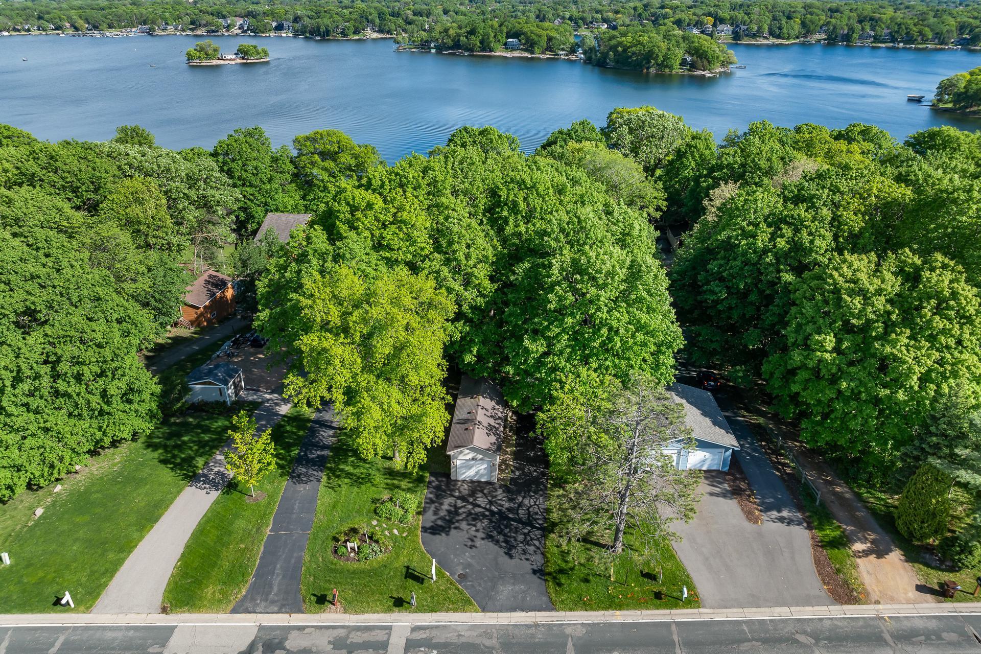 Prior Lake, Minnesota, 55372, United States, 4 Bedrooms Bedrooms, ,4 BathroomsBathrooms,Residential,Active,1995257