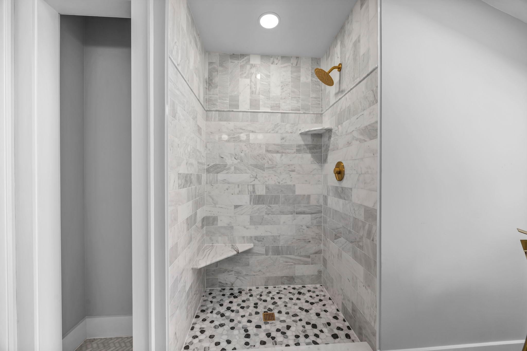 Minneapolis, Minnesota, 55435, United States, 5 Bedrooms Bedrooms, ,5 BathroomsBathrooms,Residential,Active,1944270