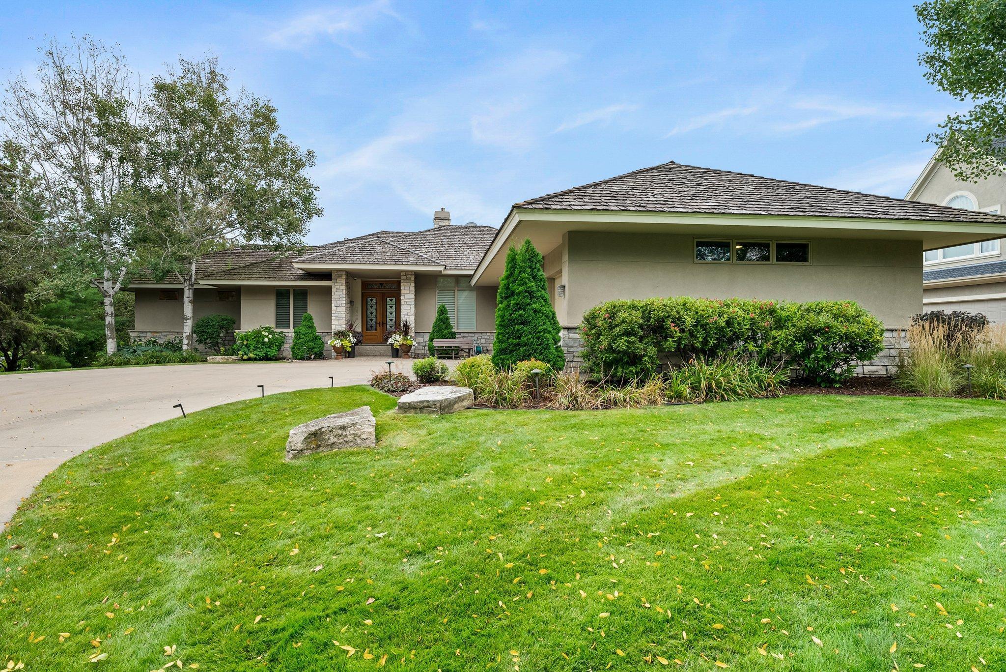 Eden Prairie, Minnesota, 55347, United States, ,4 BathroomsBathrooms,Residential,Active,1764072