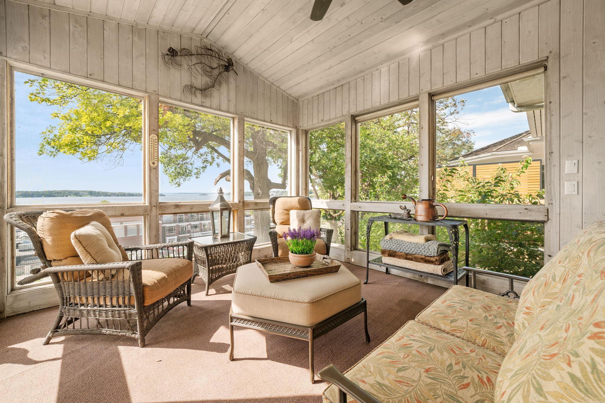 Wayzata, Minnesota, 55391, United States, 4 Bedrooms Bedrooms, ,3 BathroomsBathrooms,Residential,Active,1953718