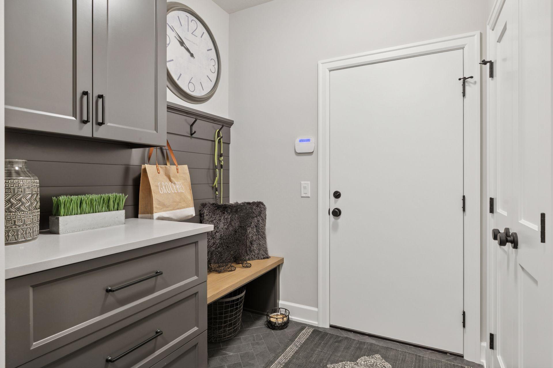 Saint Paul, Minnesota, 55127, United States, 2 Bedrooms Bedrooms, ,2 BathroomsBathrooms,Residential,Active,1953255