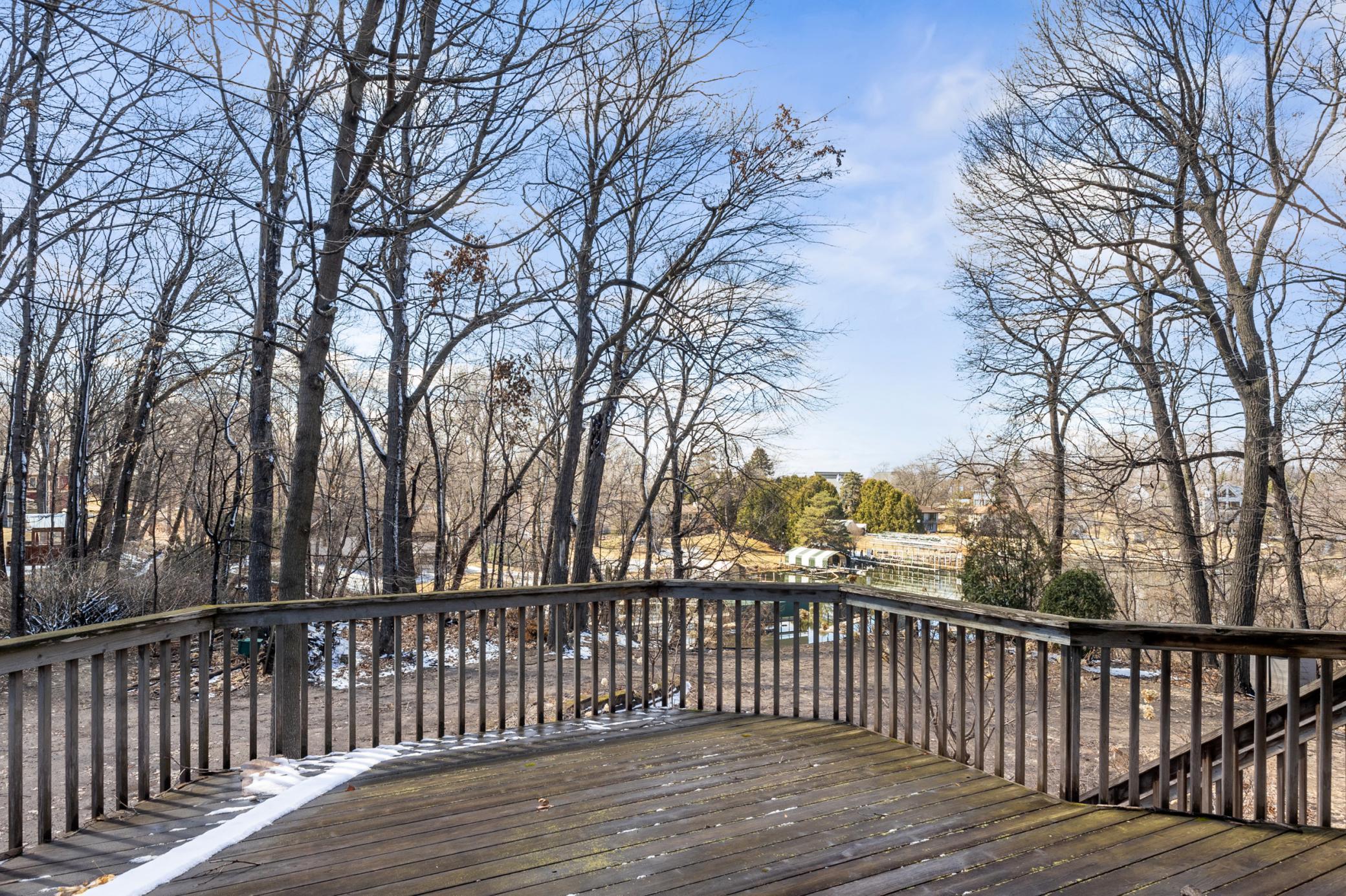 Wayzata, Minnesota, 55391, United States, 6 Bedrooms Bedrooms, ,5 BathroomsBathrooms,Residential,Active,1945262