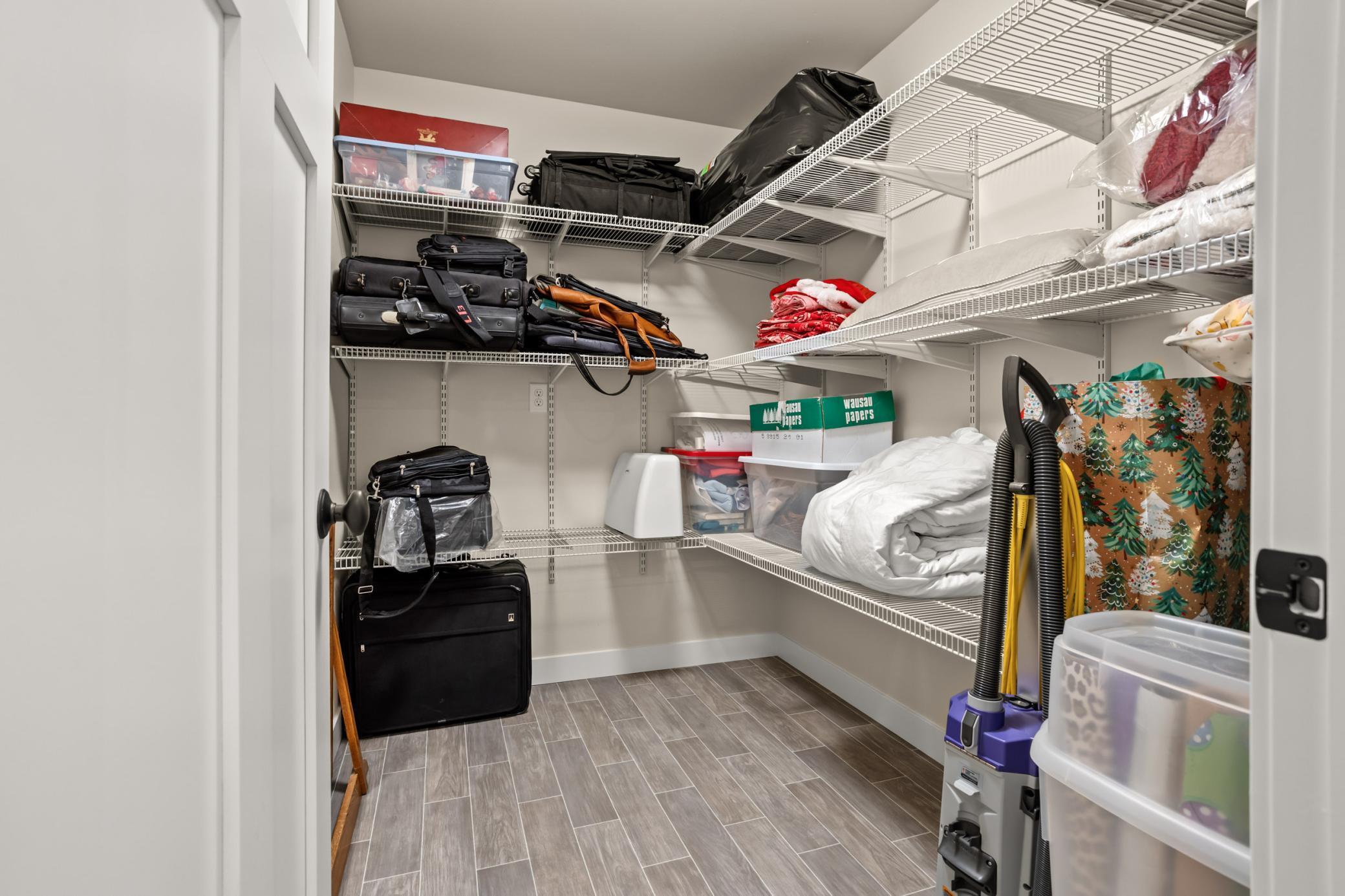 West Fargo, North Dakota, 58078, United States, 3 Bedrooms Bedrooms, ,3 BathroomsBathrooms,Residential,Active,1970933