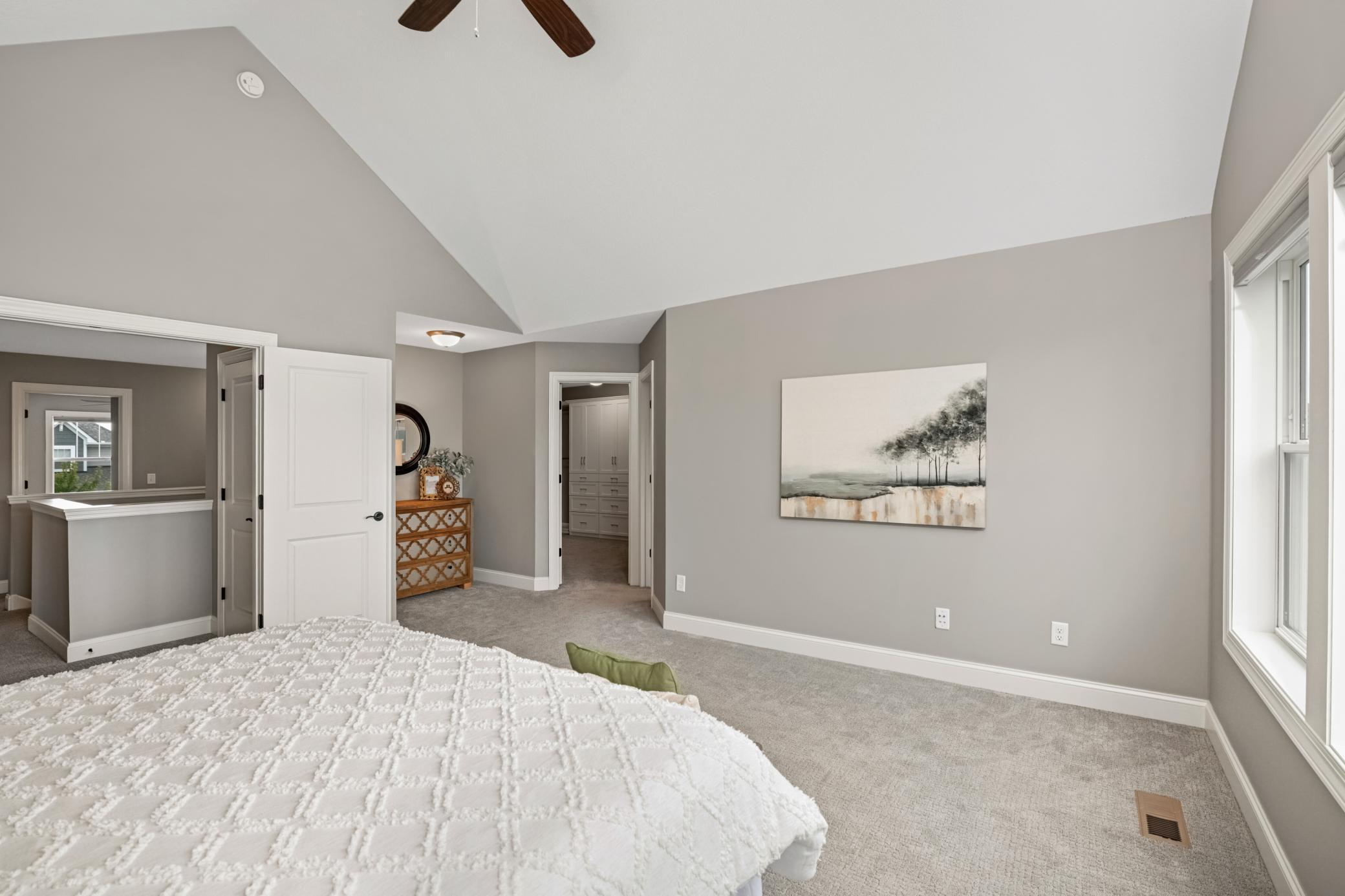 Lakeville, Minnesota, 55044, United States, 5 Bedrooms Bedrooms, ,6 BathroomsBathrooms,Residential,Active,1943786