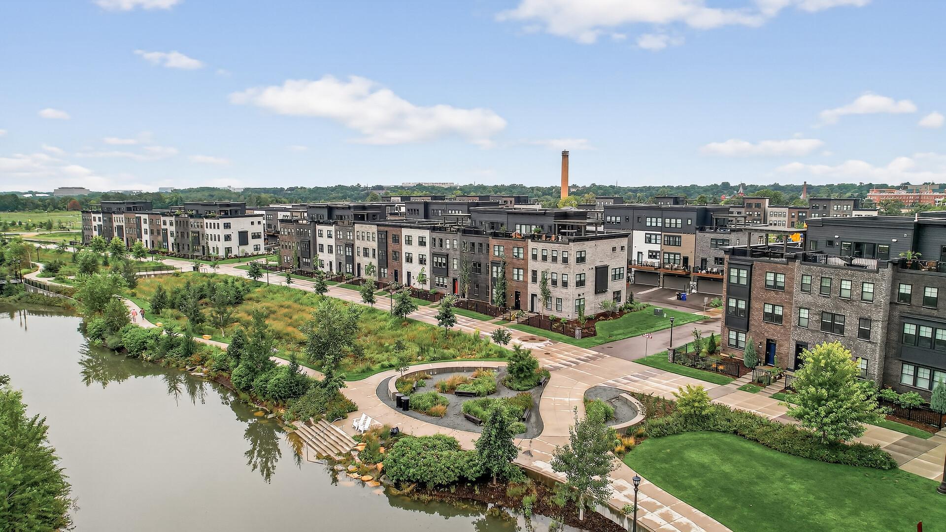 Saint Paul, Minnesota, 55116, United States, 4 Bedrooms Bedrooms, ,4 BathroomsBathrooms,Residential,Active,2003561