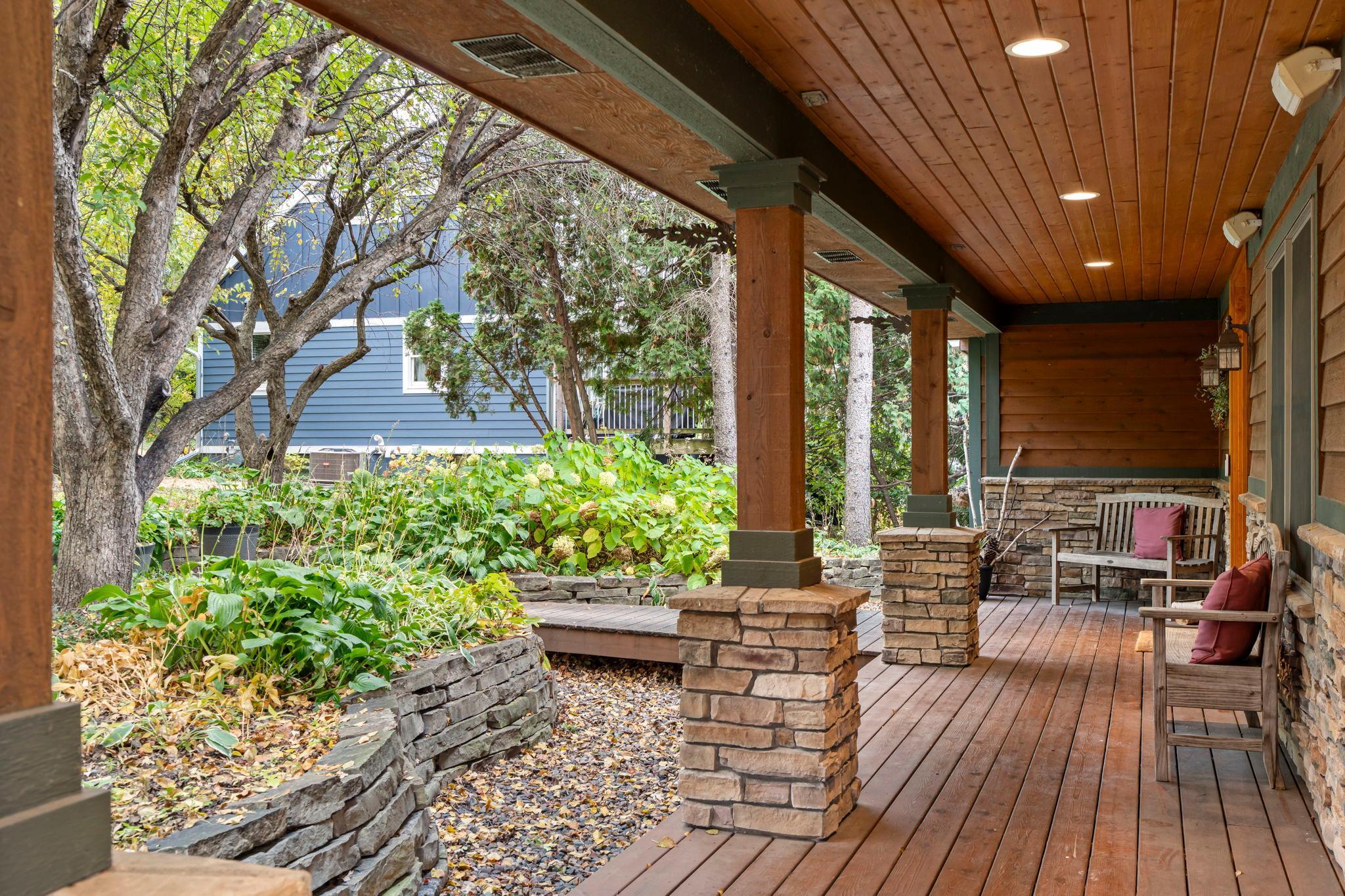 Arden Hills, Minnesota, 55112, United States, 4 Bedrooms Bedrooms, ,3 BathroomsBathrooms,Residential,Active,1973290