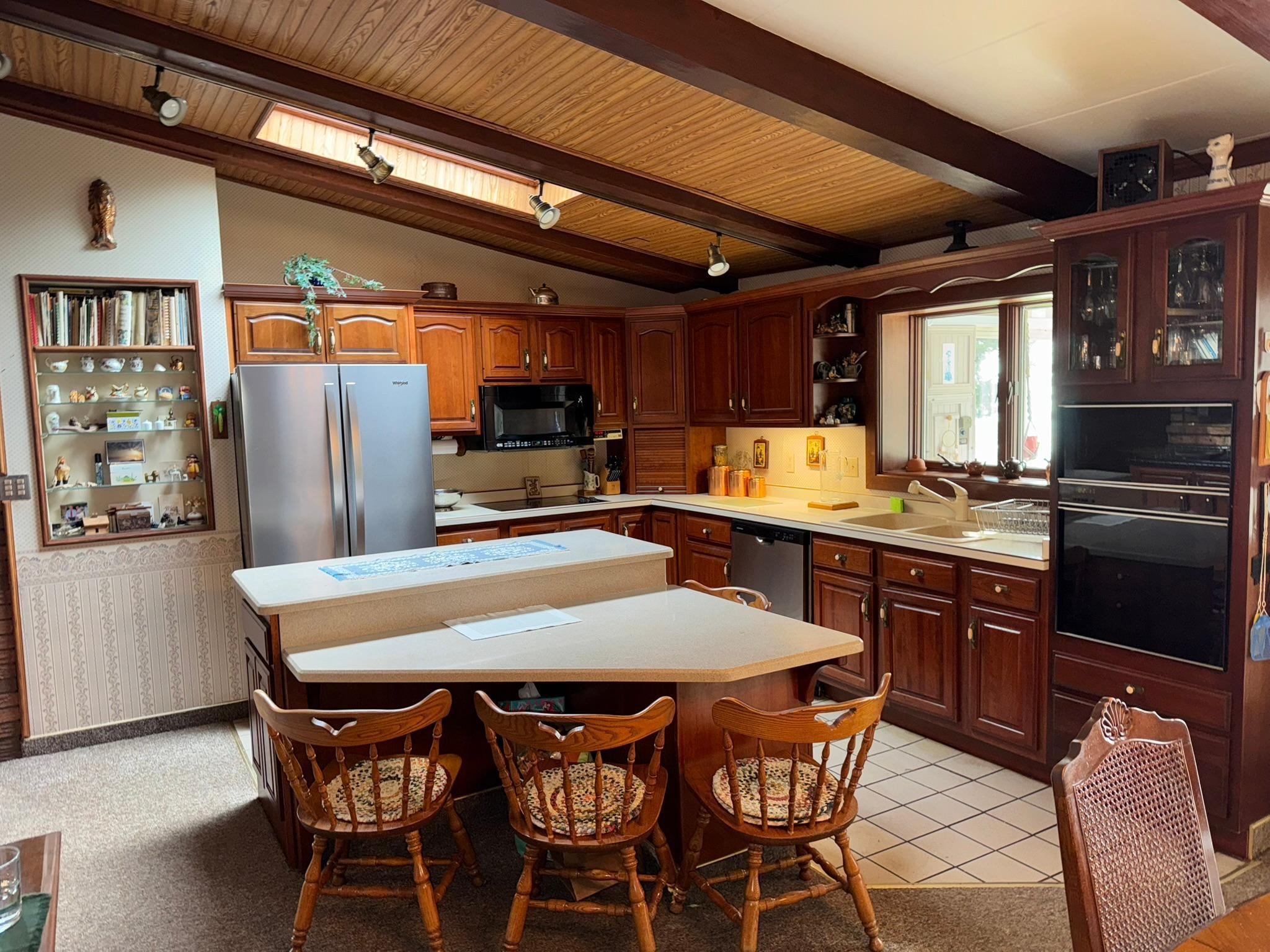 Silver Bay, Minnesota, 55614, United States, 3 Bedrooms Bedrooms, ,3 BathroomsBathrooms,Residential,Active,1953979