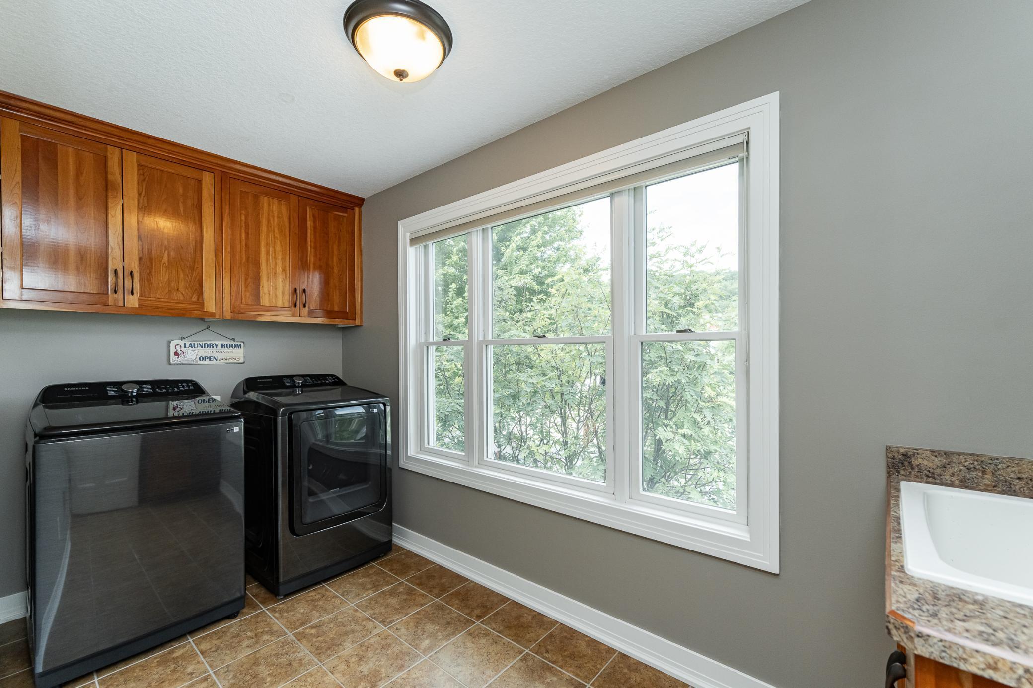 Rochester, Minnesota, 55902, United States, 6 Bedrooms Bedrooms, ,4 BathroomsBathrooms,Residential,Active,1888994