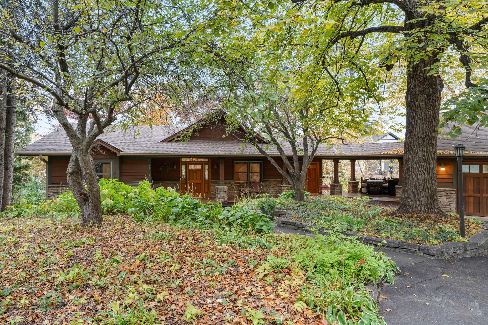 Arden Hills, Minnesota, 55112, United States, 4 Bedrooms Bedrooms, ,3 BathroomsBathrooms,Residential,Active,1973290