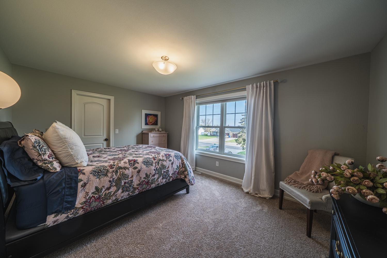Detroit Lakes, Minnesota, 56501, United States, 6 Bedrooms Bedrooms, ,4 BathroomsBathrooms,Residential,Active,1798172