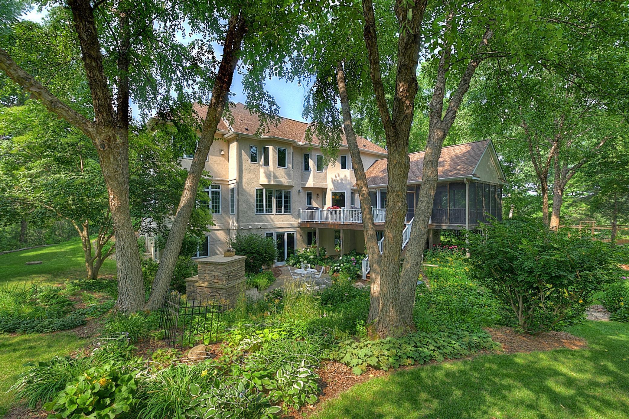 Stillwater, Minnesota, 55082, United States, 6 Bedrooms Bedrooms, ,5 BathroomsBathrooms,Residential,Active,2012206