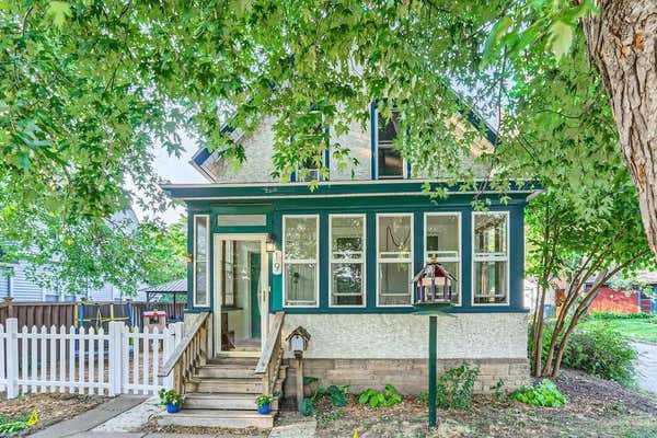 19 DELOS ST W, SAINT PAUL, MN 55107 - Image 1