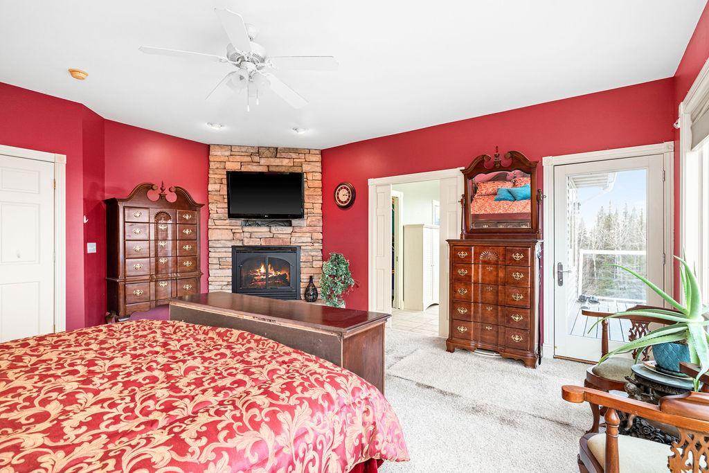 Two Harbors, Minnesota, 55616, United States, ,2 BathroomsBathrooms,Residential,Active,1849512