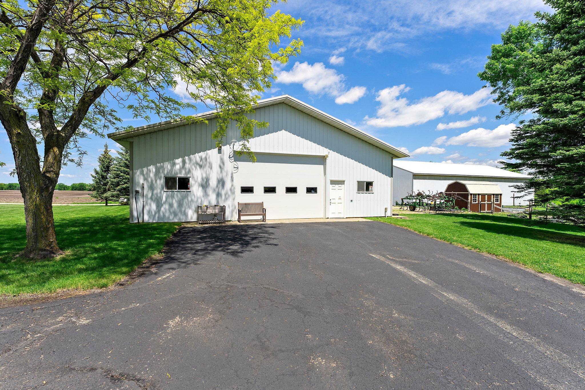 Northfield, Minnesota, 55057, United States, ,3 BathroomsBathrooms,Residential,Active,1843421