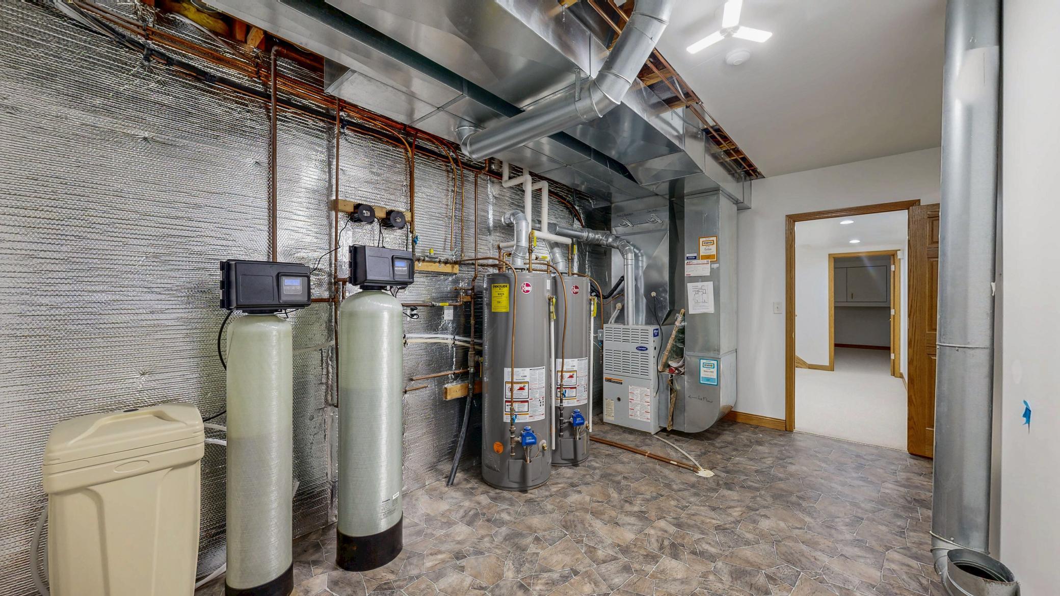 Rochester, Minnesota, 55902, United States, 5 Bedrooms Bedrooms, ,4 BathroomsBathrooms,Residential,Active,1902957