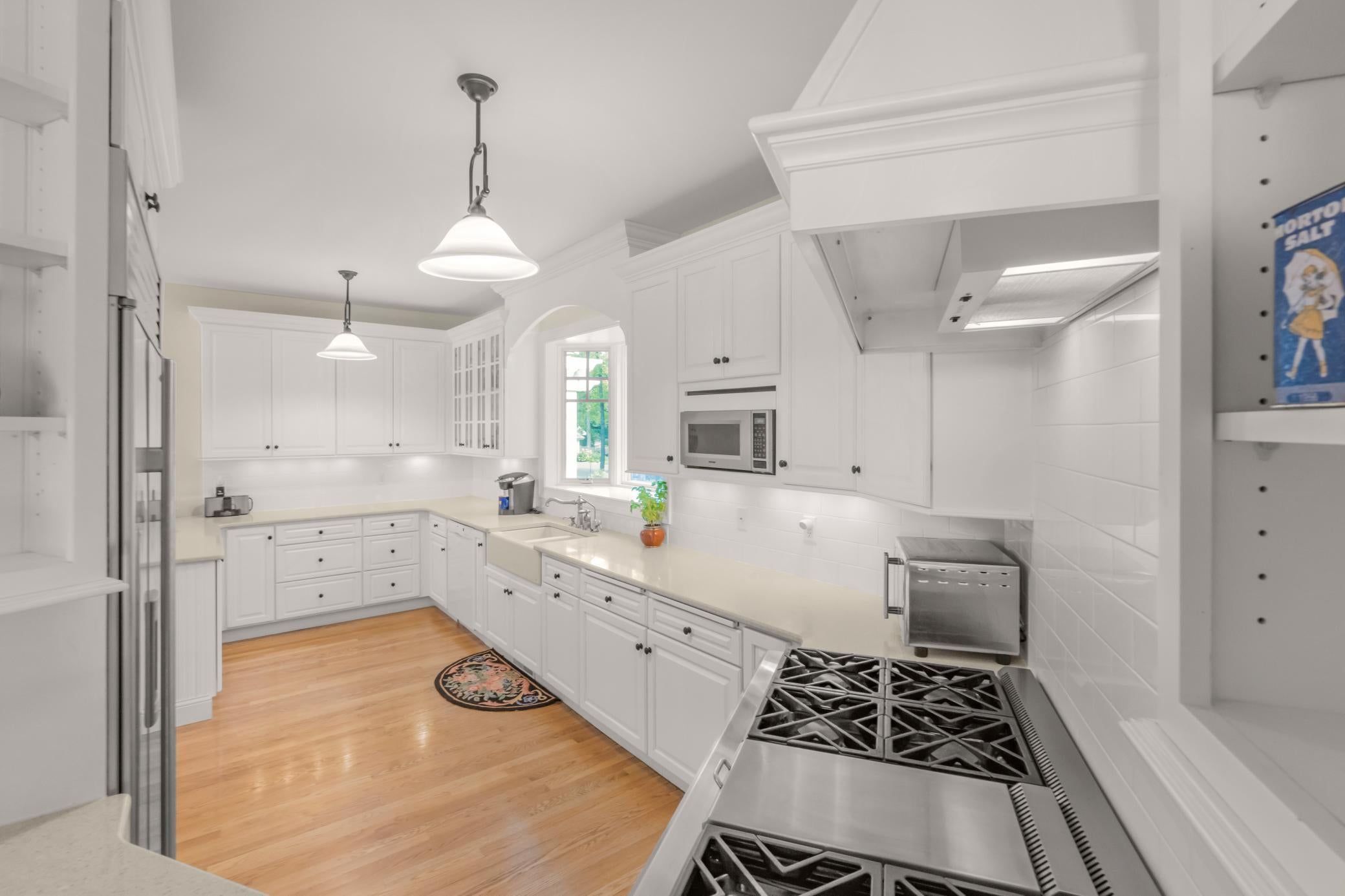 Orono, Minnesota, 55356, United States, 6 Bedrooms Bedrooms, ,6 BathroomsBathrooms,Residential,Active,1936632