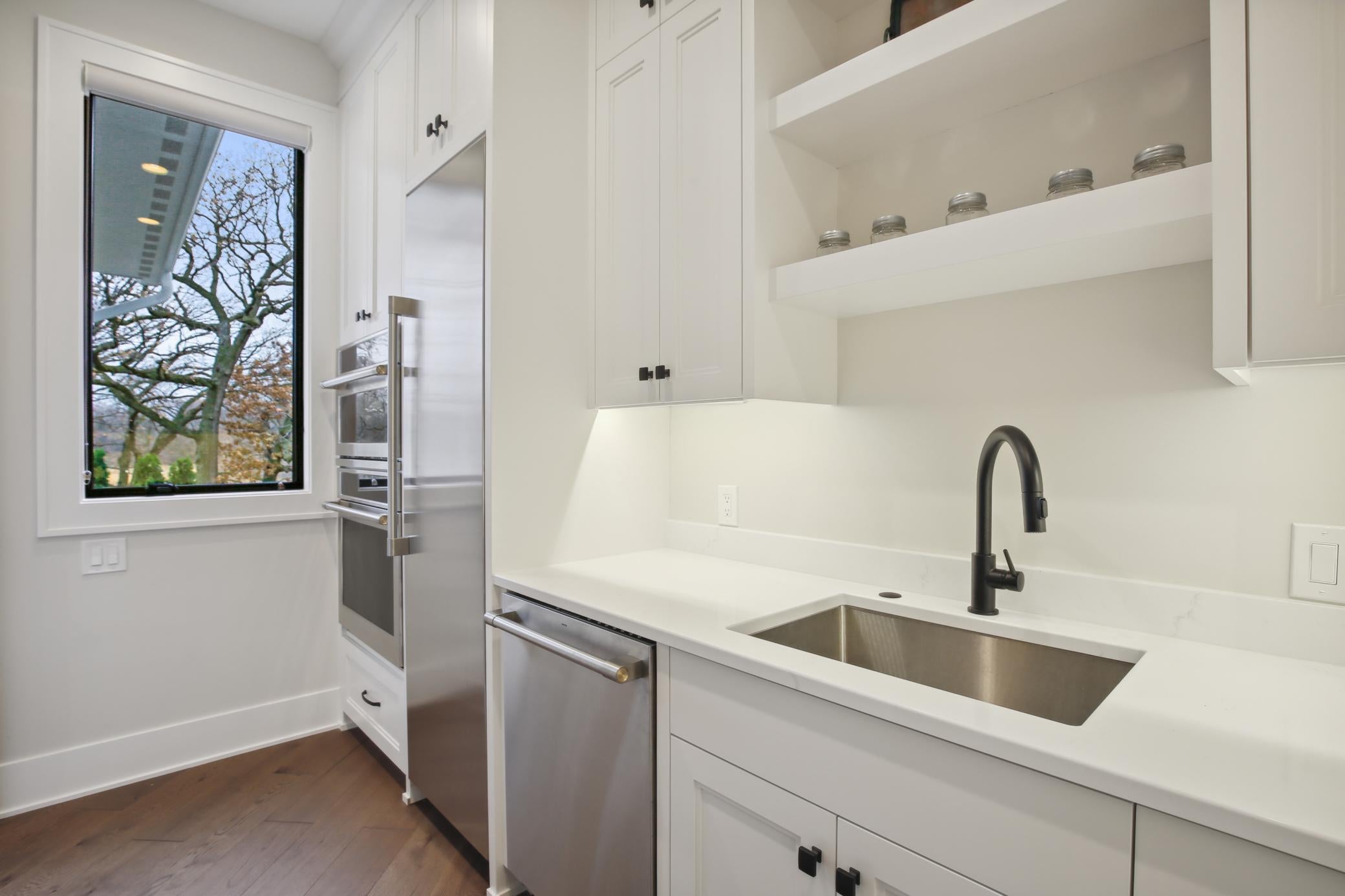 Eagan, Minnesota, 55123, United States, 5 Bedrooms Bedrooms, ,6 BathroomsBathrooms,Residential,Active,1944081