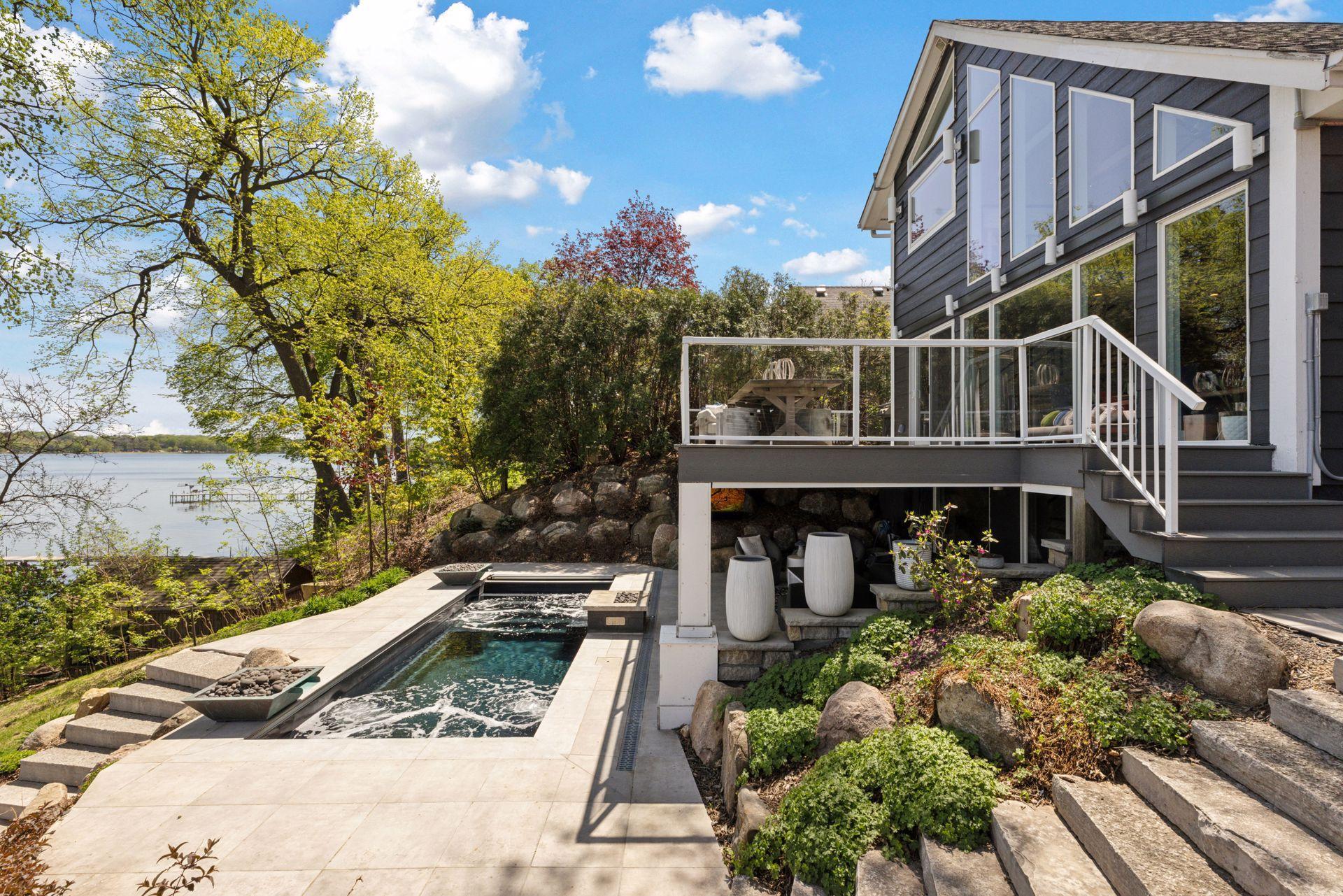 Minneapolis, Minnesota, 55441, United States, 4 Bedrooms Bedrooms, ,3 BathroomsBathrooms,Residential,Active,1953266