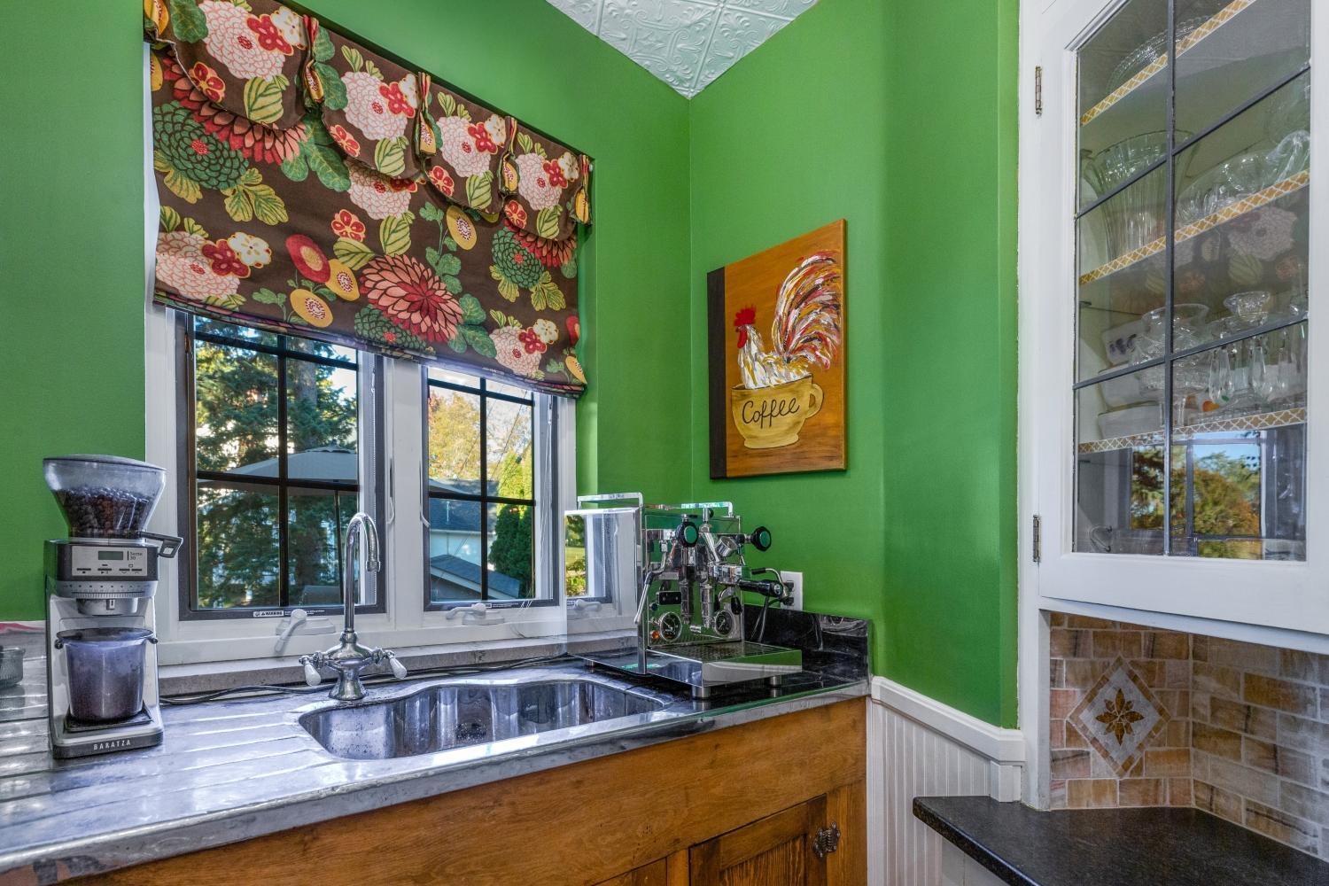 Winona, Minnesota, 55987, United States, 6 Bedrooms Bedrooms, ,6 BathroomsBathrooms,Residential,Active,1926925