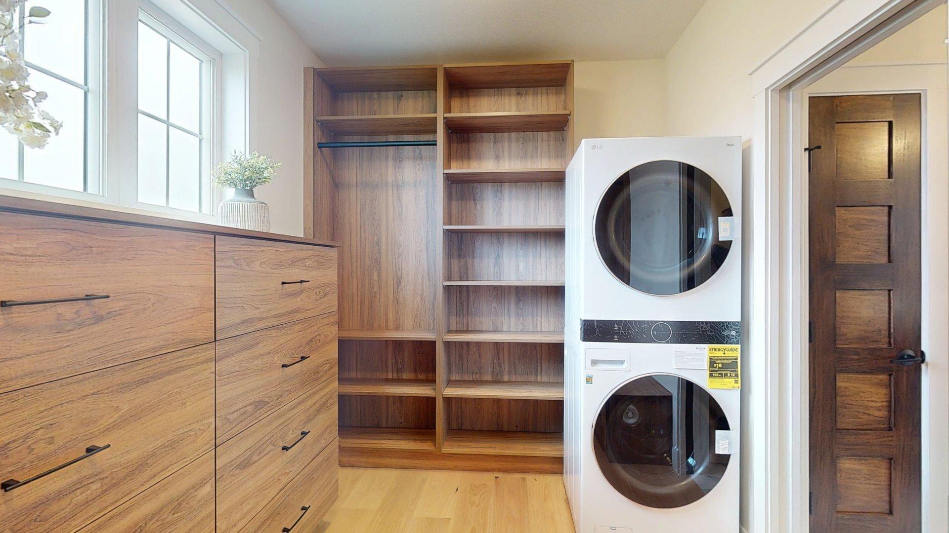 Rochester, Minnesota, 55901, United States, ,4 BathroomsBathrooms,Residential,Active,1853238