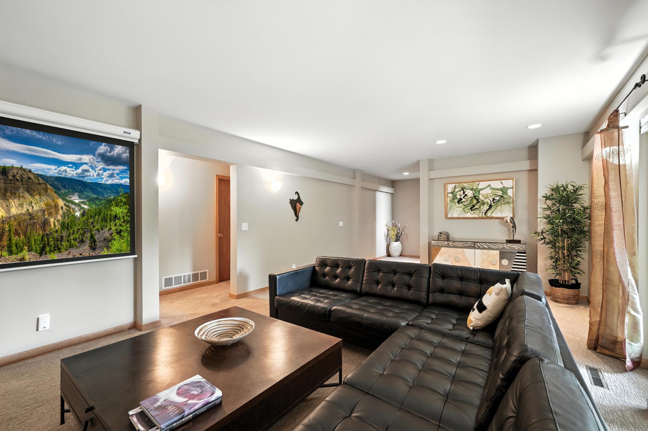 Minnetonka, Minnesota, 55345, United States, 5 Bedrooms Bedrooms, ,3 BathroomsBathrooms,Residential,Active,1971001