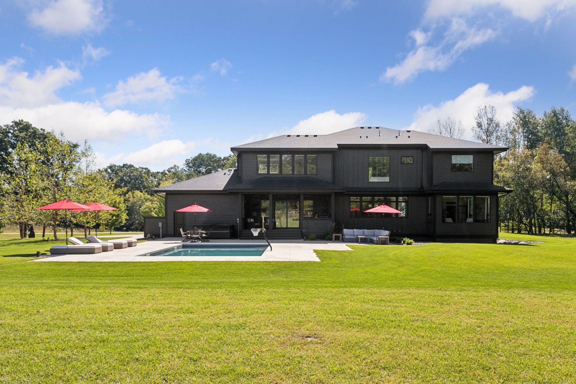 Rochester, Minnesota, 55902, United States, 4 Bedrooms Bedrooms, ,6 BathroomsBathrooms,Residential,Active,1953260