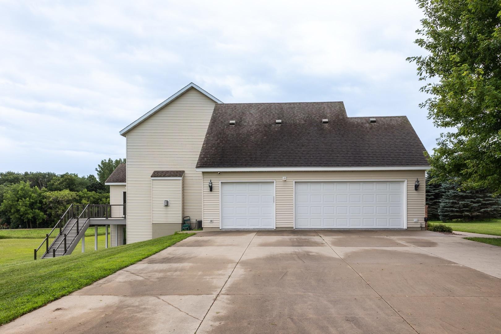 Rochester, Minnesota, 55902, United States, 5 Bedrooms Bedrooms, ,4 BathroomsBathrooms,Residential,Active,1902957