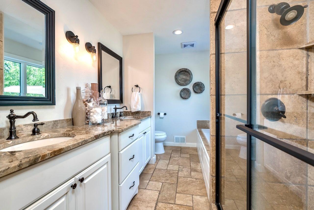 Elysian, Minnesota, 56028, United States, 6 Bedrooms Bedrooms, ,6 BathroomsBathrooms,Residential,Active,1831792