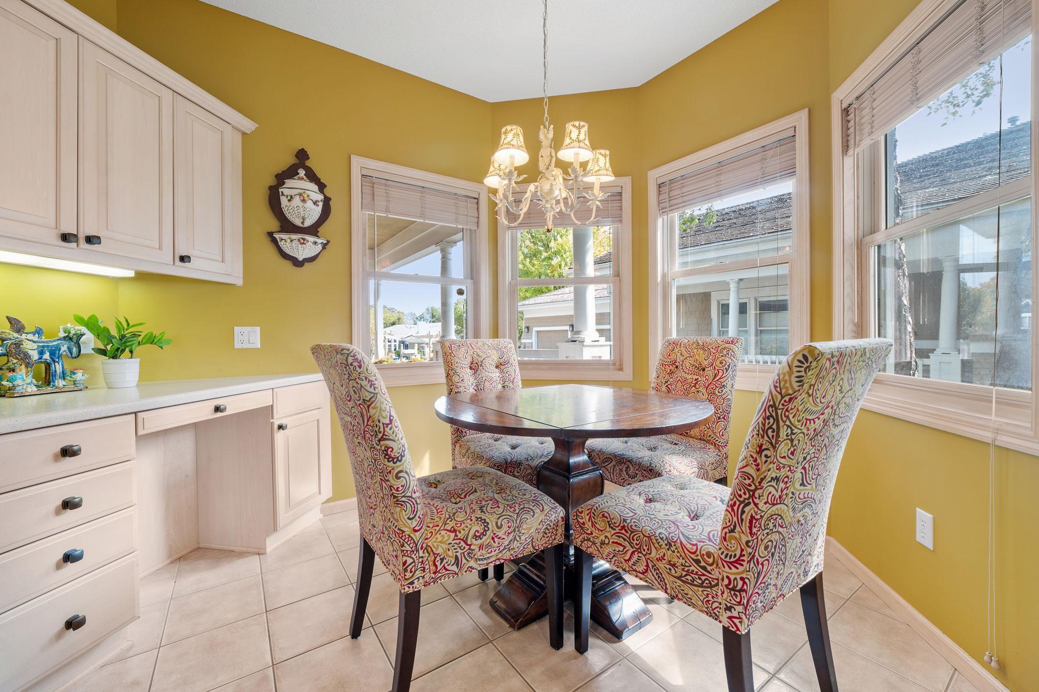 Wayzata, Minnesota, 55391, United States, 4 Bedrooms Bedrooms, ,3 BathroomsBathrooms,Residential,Active,1953718