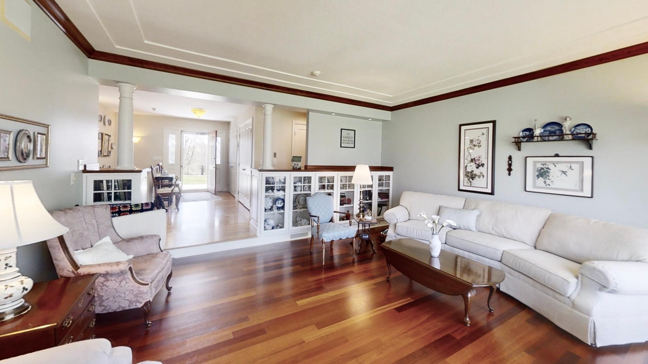 Northfield, Minnesota, 55057, United States, 3 Bedrooms Bedrooms, ,3 BathroomsBathrooms,Residential,Active,1920261