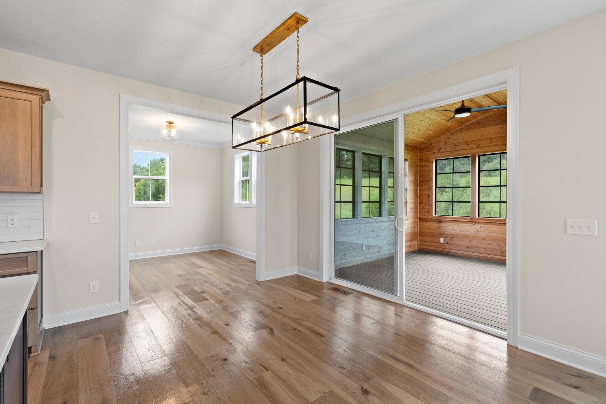 Lake Elmo, Minnesota, 55042, United States, 5 Bedrooms Bedrooms, ,5 BathroomsBathrooms,Residential,Active,1899902