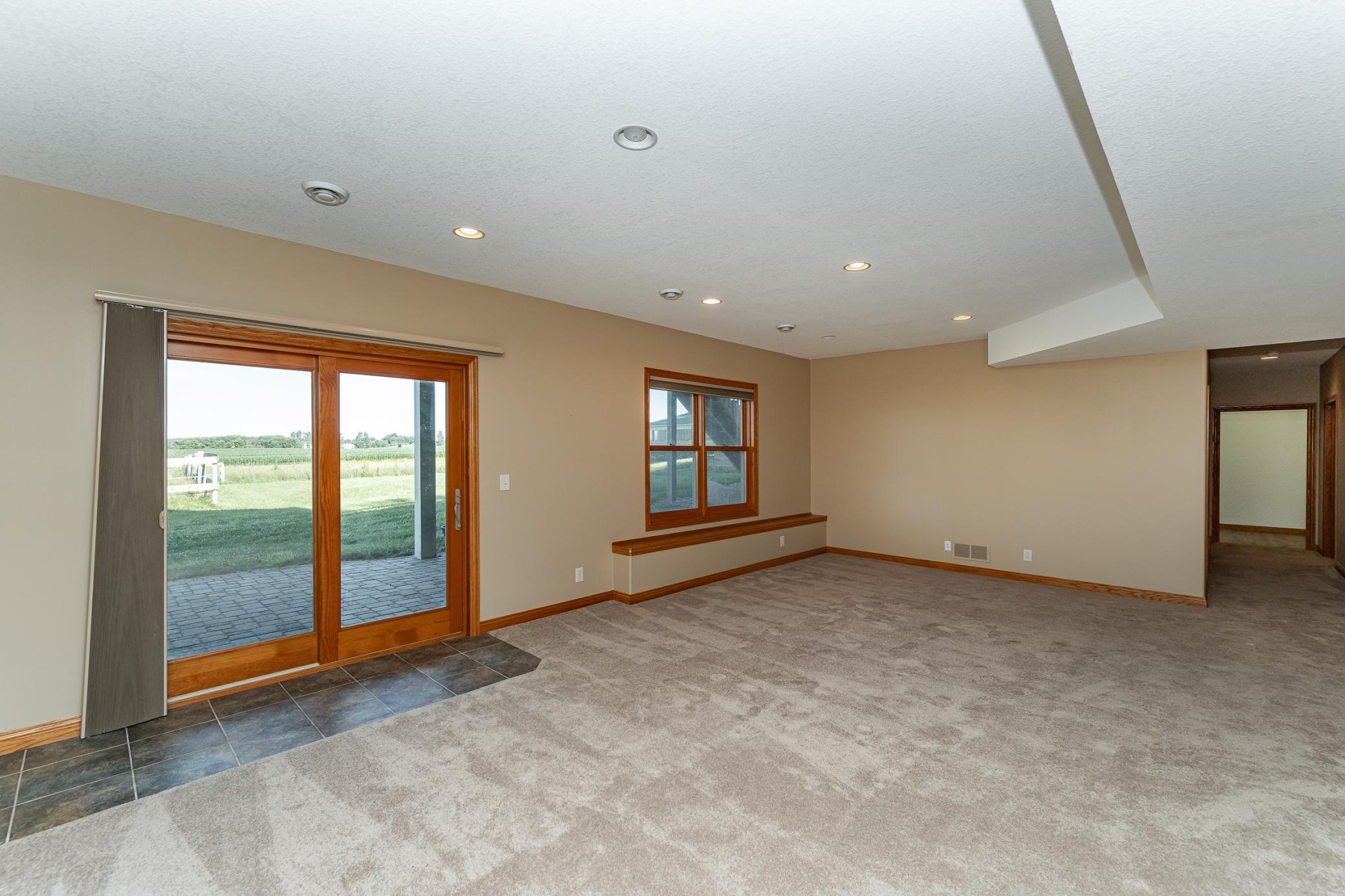 Rochester, Minnesota, 55902, United States, 5 Bedrooms Bedrooms, ,3 BathroomsBathrooms,Residential,Active,1894547